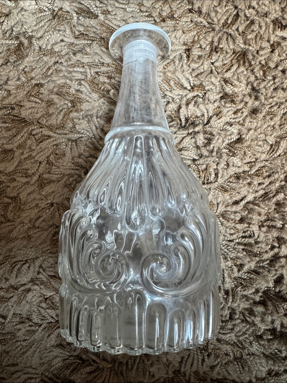 Vintage MMA (Metropolitan Museum of Art) 9”wine carafe. Made in Portugal.